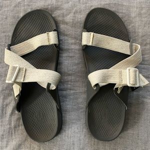 Chaco Chillos sliders
